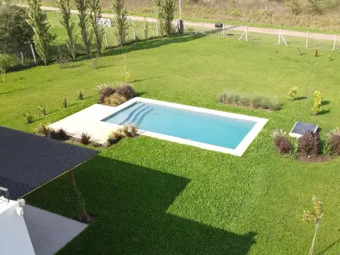 Quinta en Venta en Azcuenaga, USD 195.000