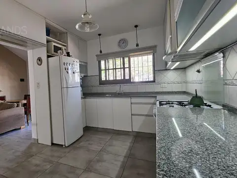 Casa en Venta en Villa Gobernador Udaondo, USD 159.000