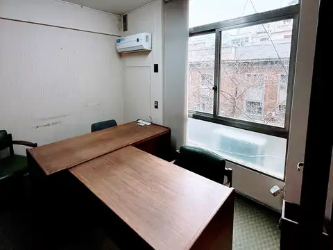 Oficina en Venta 93 años