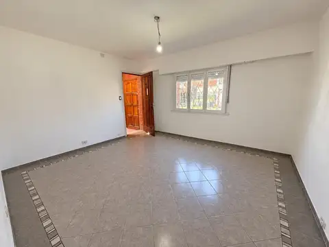 Casa en Alquiler en Carapachay, $ 1.500.000