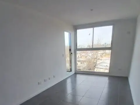 Departamento 5 ambientes con 1 baño