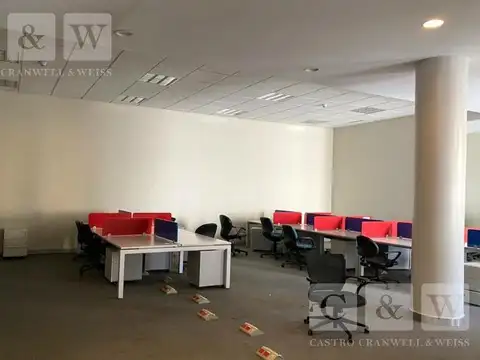 Oficina Monoambiente con 5 baños