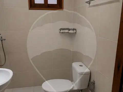 Casa en Alquiler con 1 cochera