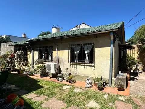 Casa en venta 3 ambientes 2 dormitorios Garín Escobar Apto crédito