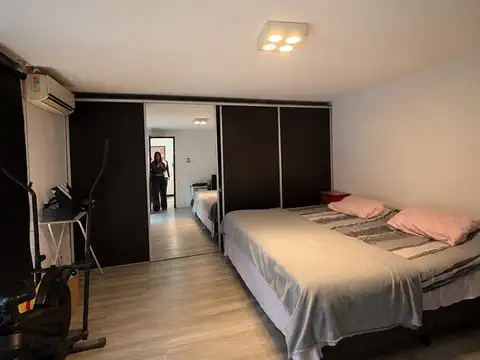 Casa 5 ambientes con 1 baño