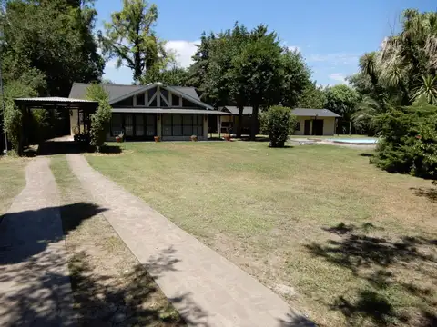 Excelente Chalet en venta en B° El Remanso