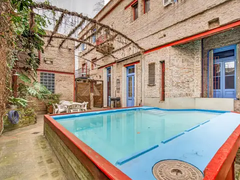 Casa 10 ambientes con 7 baños