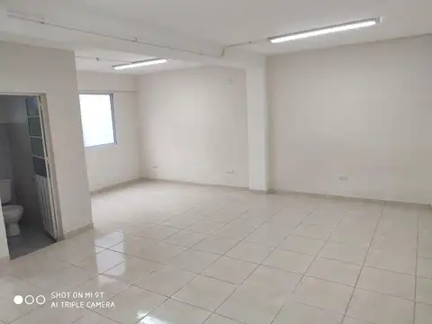 VENDEMOS CASA 8 AMBIENTES