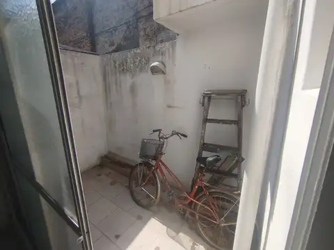 Depto Tipo Casa en Venta 56 años