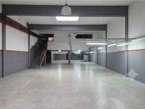Alquiler deposito 500m2 en lomas del mirador