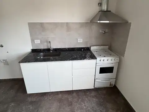 MONOAMBIENTE EN LUJAN CENTRO