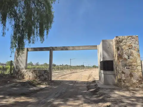 Lote de 800 m2. B° Privado Del Estero. Rivadavia