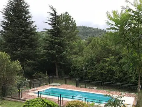 Casa 3 ambientes con 4 baños