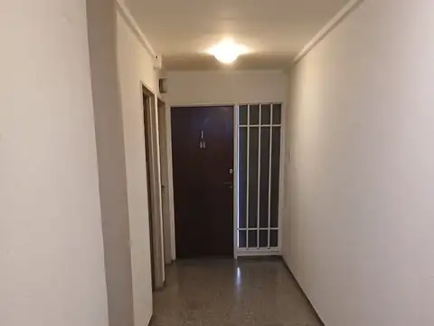 VENTA DEPARTAMENTO 1 DORMITORIO AV. GRAL. PAZ  CBA