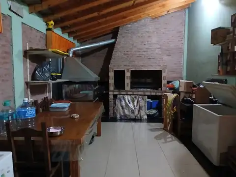 Local en Venta en Gonzalez Catan, USD 127.000