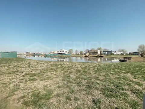 Terreno en Venta de 837,0 m2