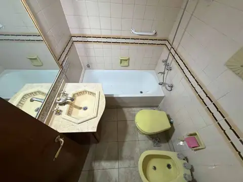 Departamento 5 ambientes con 1 baño