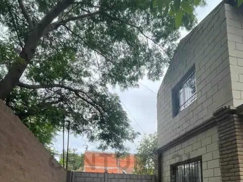 Casa en Venta en Villa Gobernador Udaondo, USD 115.000