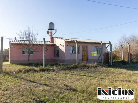 Chalet solo en lote - C788