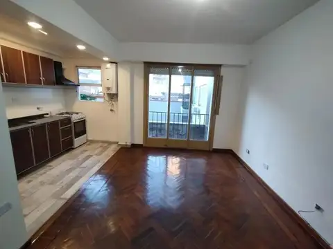 Departamento 3 ambientes con 1 baño
