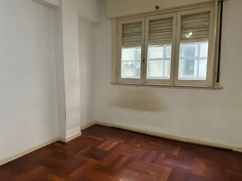 VENTA DEPARTAMENTO 2 AMBIENTES EN FLORES