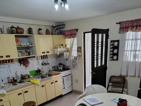 VENTA Dúplex tipo casa en venta en Ituzaingo Sur