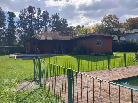 Casa en venta en una planta, en Bella vista
