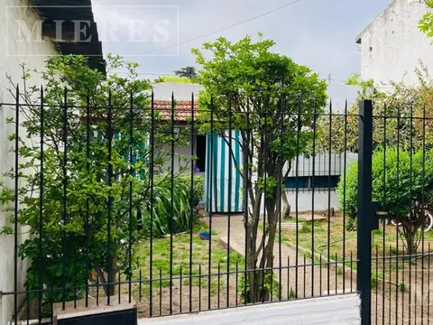 Casa a refaccionar en el centro de Escobar sobre calle Callao al 200