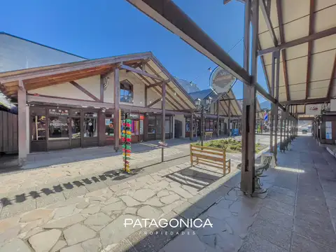 Local de 24m2 sobre Avenida Arrayanes