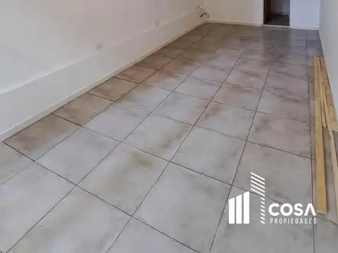 Local en Alquiler en Centro, $ 800.000