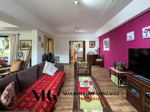 Casa 6 ambientes con 3 baños