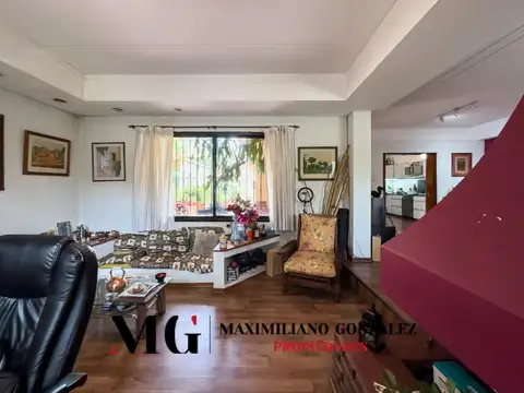 Casa 6 ambientes con 3 baños