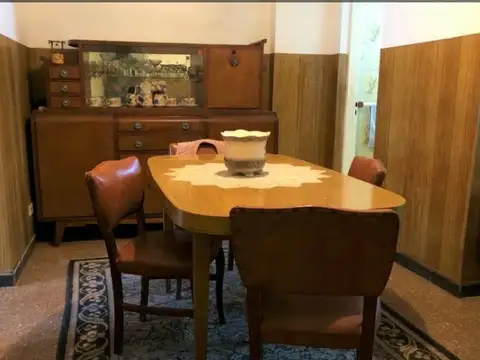 VENTA Importante Propiedad en Esquina: Vivienda Familiar + Local Comercial