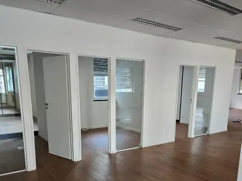 Oficina en Venta al Norte