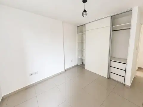 Departamento en complejo cerrado en Guemes