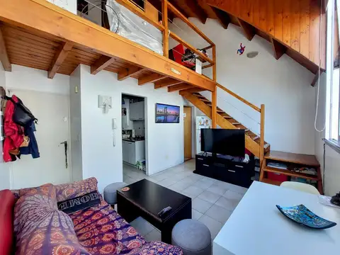 Monteagudo 185 , Piso 4