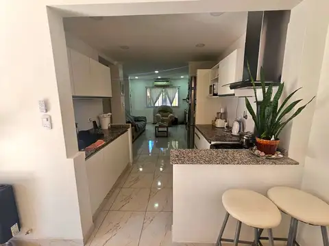 Casa en Venta en Castelar Sur, USD 179.000