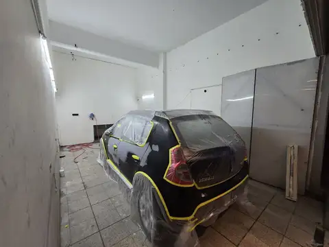 Avenida Eva Perón 1700