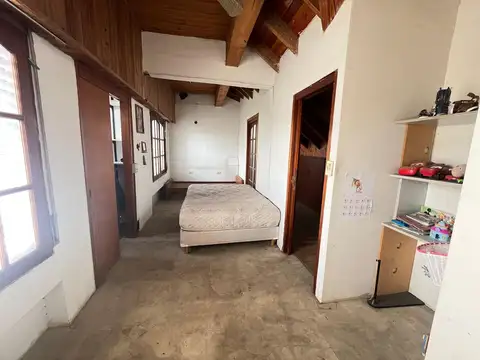 Casa 4 ambientes con 1 baño