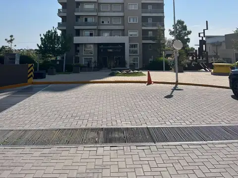 Oportunidad Cochera en Terraforte zona Cardiológico subsuelo1