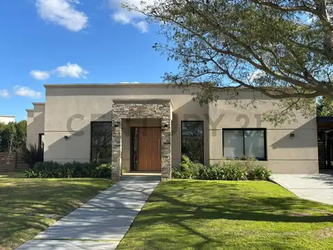 Casa en una planta de 5 ambientes con 3 habitaciones en venta en - El Cantón Puerto, Escobar