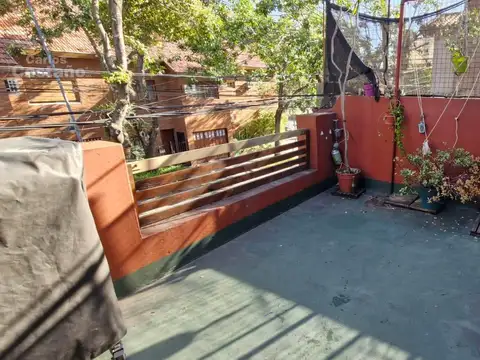 A 1/c de Av. Maipú, Casa/ PH en PA (Sin Expensas), 3 Amb. al Frente con Terraza