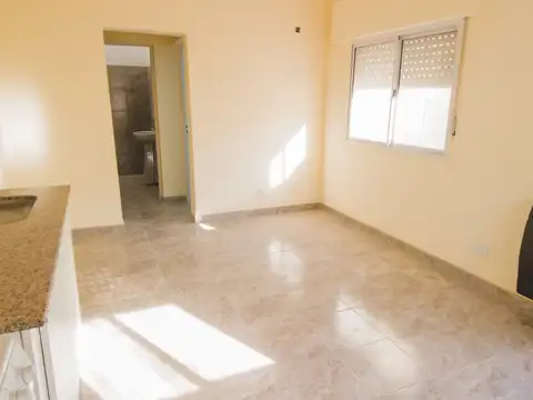 Departamento en Alquiler en Punta Alta, $ 430.000