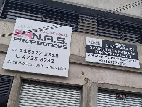Local Lanús Este sobre Av Eva Perón