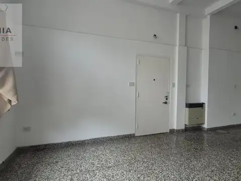 Depto Tipo Casa 5 ambientes con 2 baños