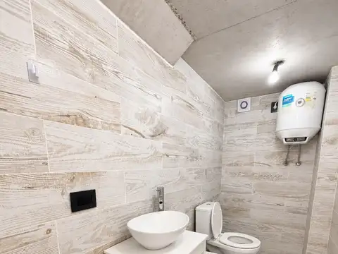 Simbrón 4500, Piso pb