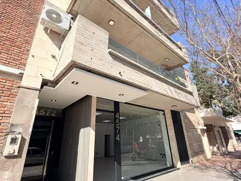 Simbrón 4500, Piso pb