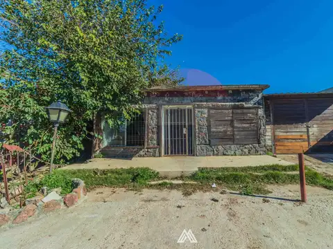 VENTA CASA 4 DORMITORIOS LAS PIEDRAS