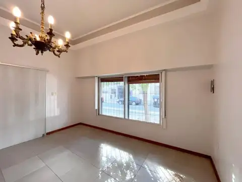 Depto Tipo Casa en Venta en Caballito, USD 250.000