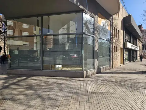 Local en Alquiler en Pichincha, Rosario